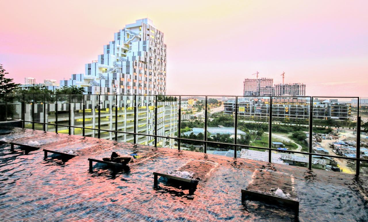 Solstice Service Apartment Cyberjaya Wifi Netflix Klia Exteriér fotografie
